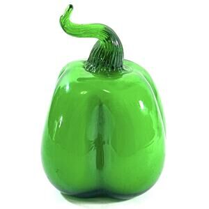 Art Glass Hand Blown Green Pepper Vegetable Decoration Paperweight 4”